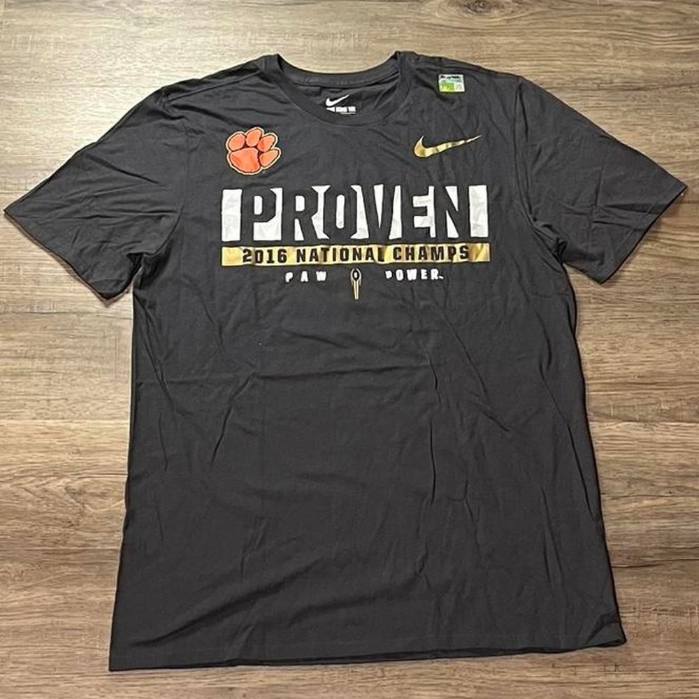 Nike Grey‎ Clemson Tigers Retro Sportswear Shirt fits medium